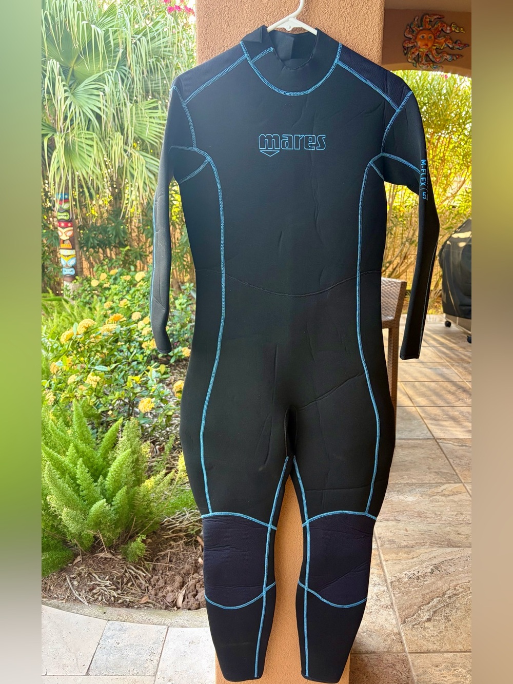 NWT MARES Womenโs WETSUIT M-Flex 5MM Diving SIZE 10